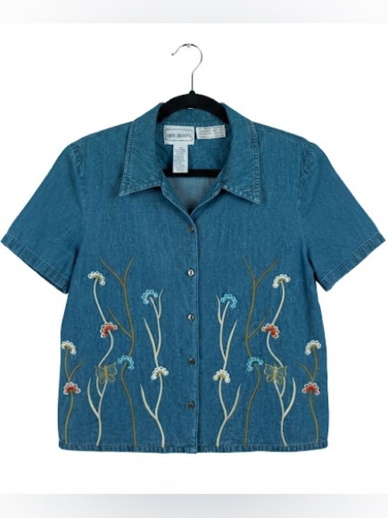 Karin Stevens Tops - Vintage Karin Stevens Embroidered Denim Shirt 14M or L